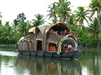 Houseboats kerala, Kerala Houseboats, Kerala Boat house - Houseboats of Kerala Backwaters